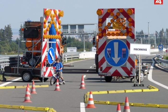 Ilustračný obrázok k článku R1 s obmedzeniami: Opravy potrvajú skoro týždeň